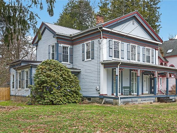 3rd image of 161 Main St