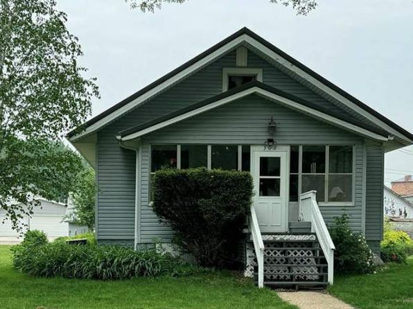 302 Maple St