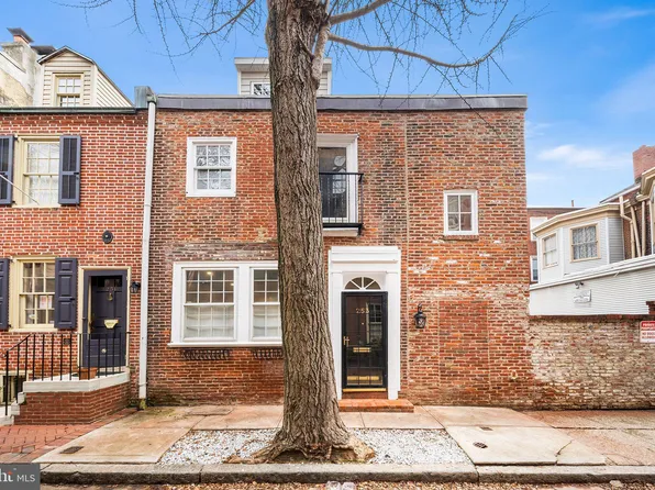 253 S Quince St, Philadelphia, PA 19107