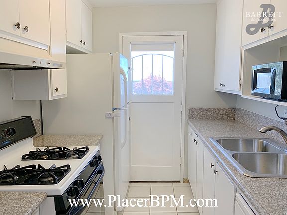 4th image of 3573 Opal Dr APT 4