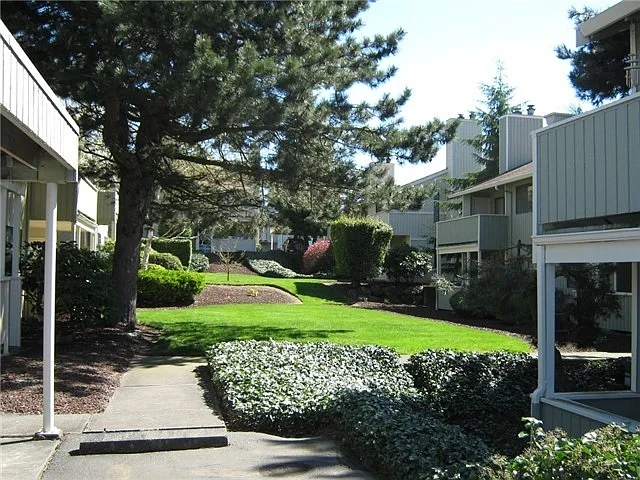 23808 102nd Ave SE — Photo 45