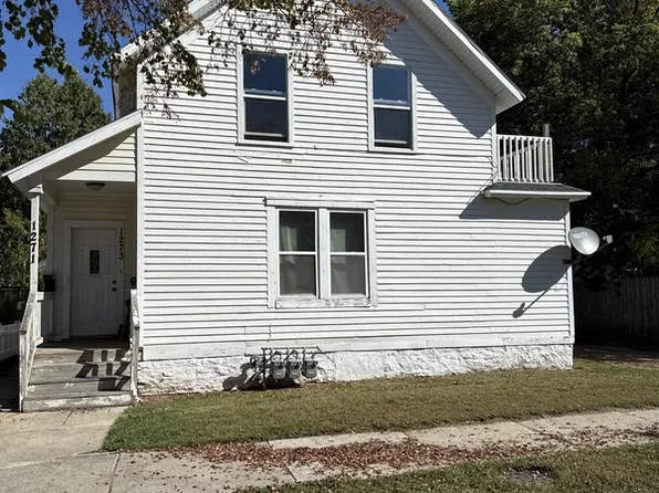 1271 Cherry St, Green Bay, WI 54301