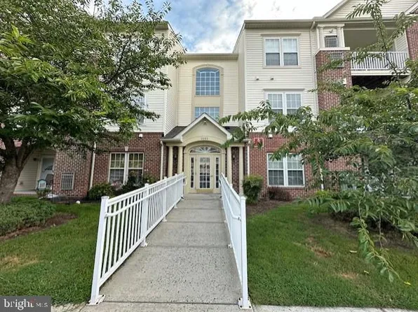 2002 Whispering Ponds Ct #1, Salisbury, MD 21804