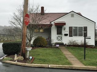 1219 Grove St, Clairton, PA