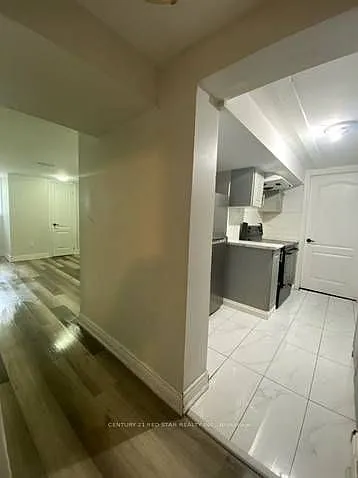 10 Beattie Ave — Photo 7