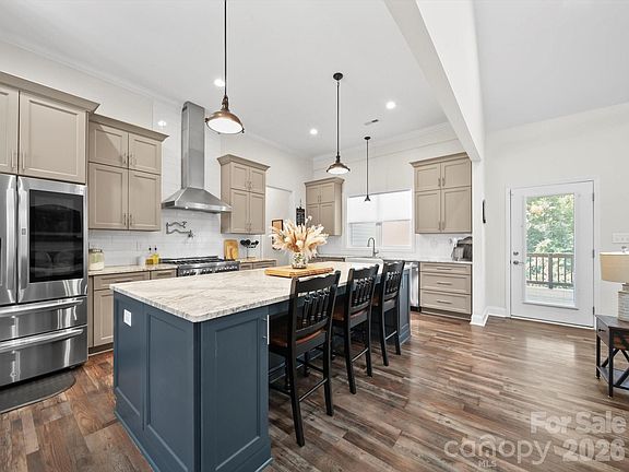 4th image of 1421 Hamilton Crossroads Rd