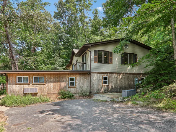 3 Frontier Ct, Asheville, NC 28805