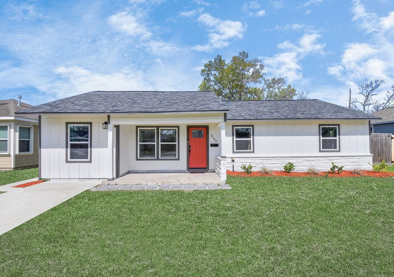 Charming 4BR House in Houston — Photo 1