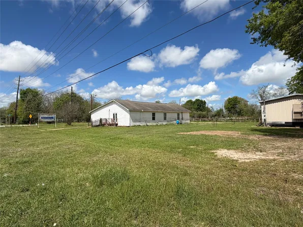 26630 Betka Rd, Hockley, TX 77447