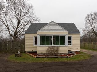 8492 Douglas Ave, Kalamazoo, MI 49009