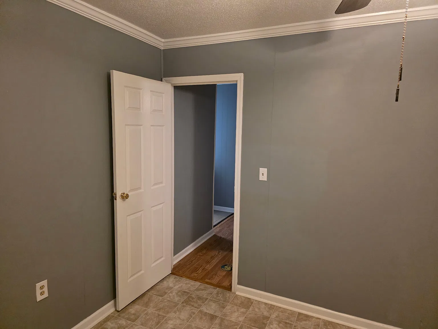 3 bed, 1200 sqft, $1,400 — Photo 4