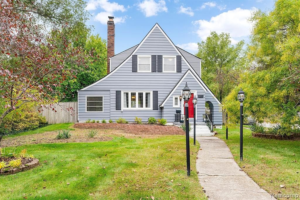 1219 Pinecrest Dr, Ferndale, MI 48220 Zillow