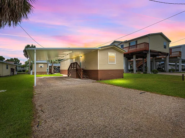 71 SE 892nd Ave, Old Town, FL 32680