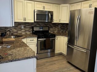 8 Bukiet Ct, Freehold, NJ