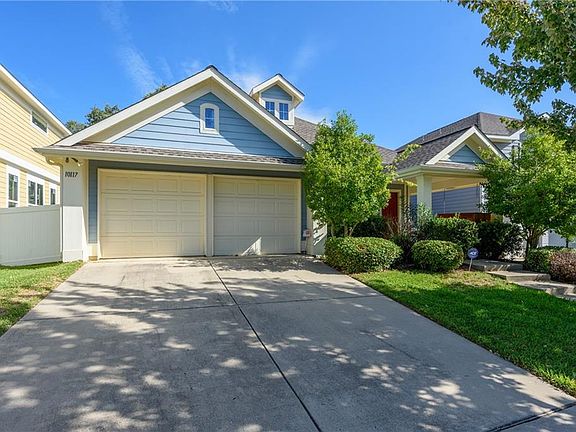3rd image of 10117 Lexington Dr