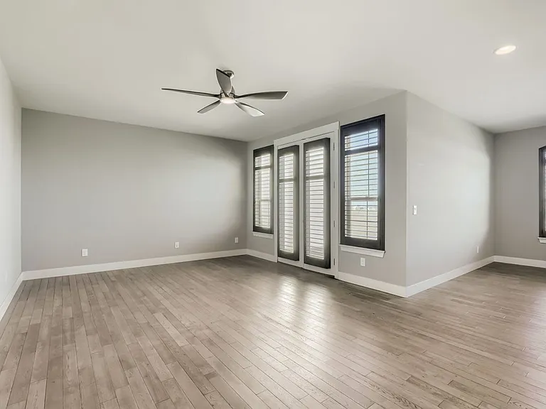 9090 E Martin Luther King Junior Blvd — Photo 2