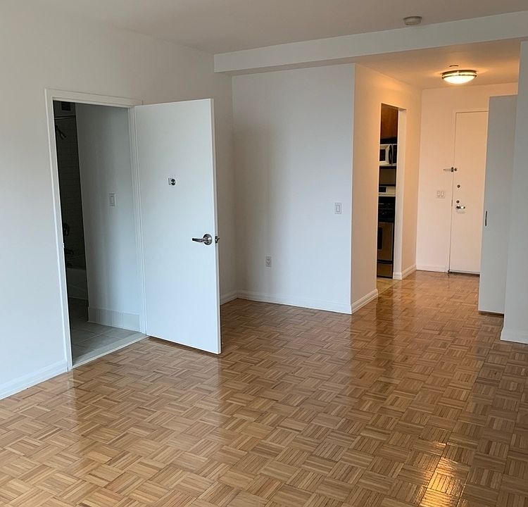 1st image of 888 Main St APT 1233