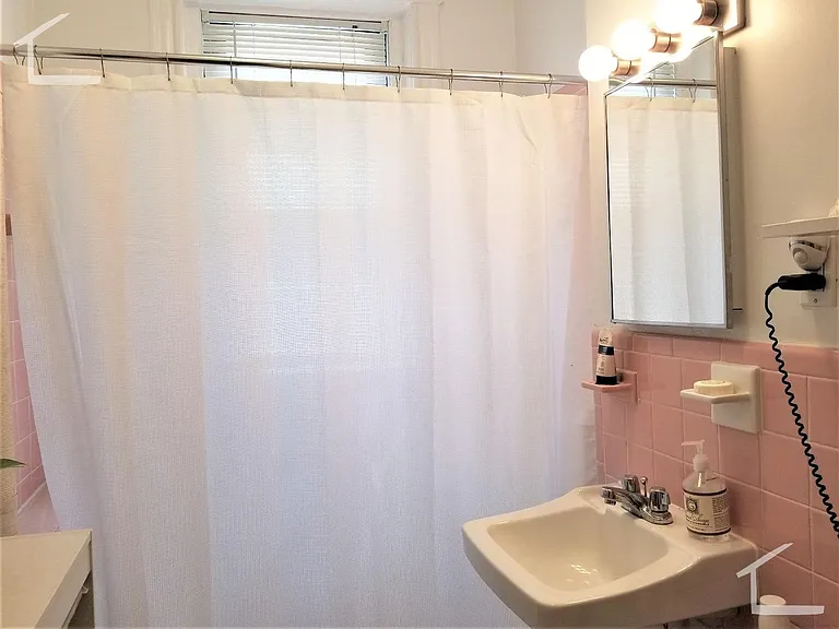 4 Ayr Rd #4 — Photo 4