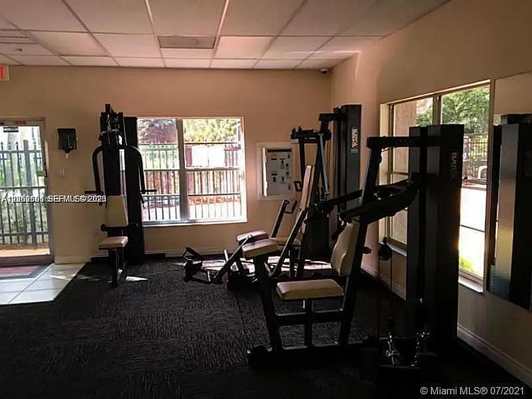 721 N Pine Island Rd #104 — Photo 26