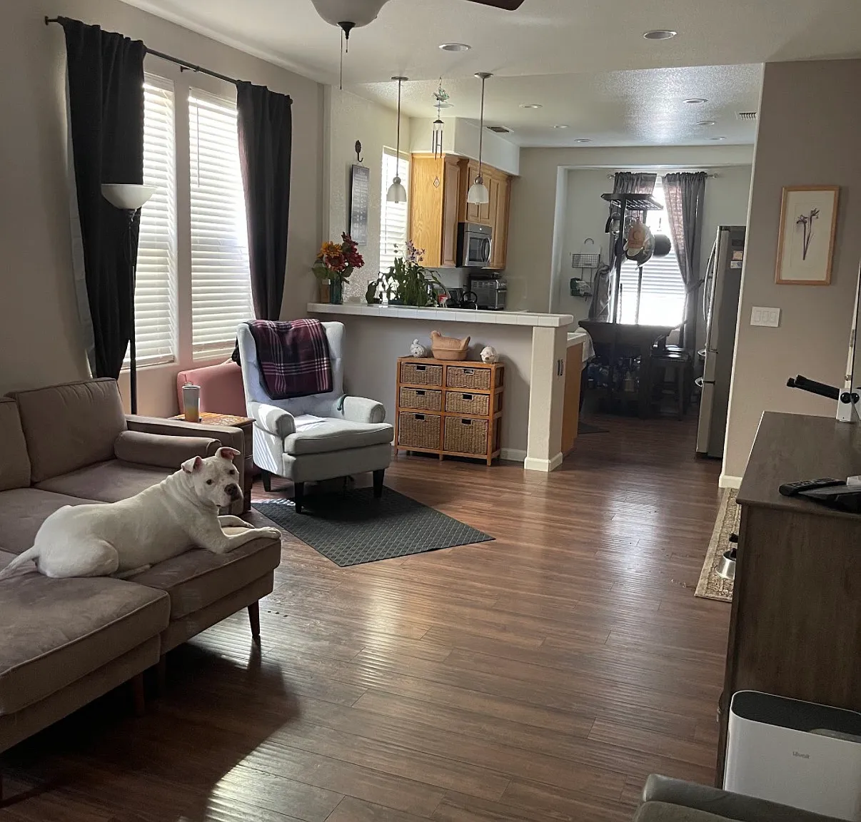 3 bed, 2.5 bath, 1332 sqft, $3,200 — Photo 2