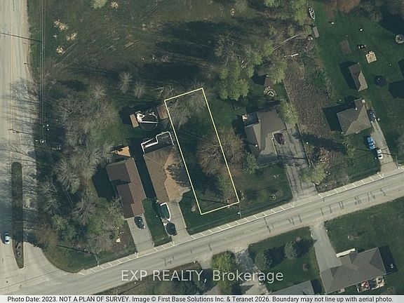 4th image of 94 Simcoe Rd