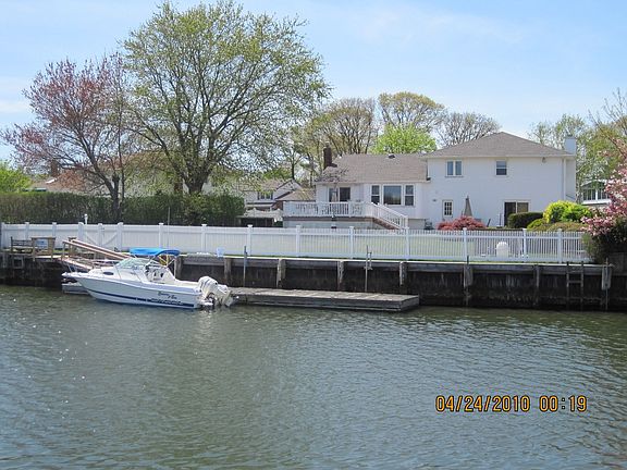 Waterfront Fenced in Yard