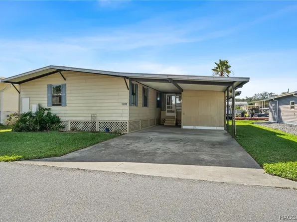 11610 W Brightwater Ct, Homosassa, FL 34448