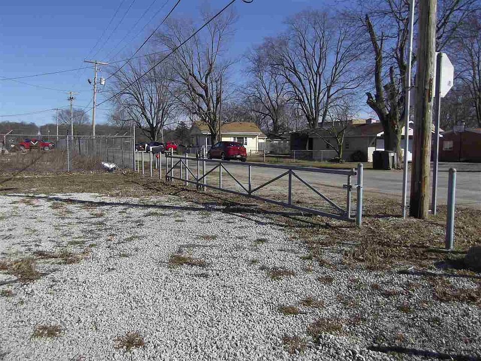 2nd image of 10983 Us Highway 41