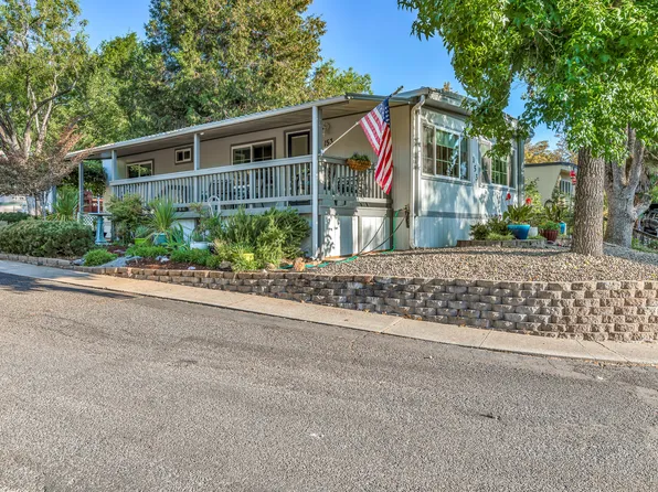1055 N 5th St Unit 153, Jacksonville, OR 97530