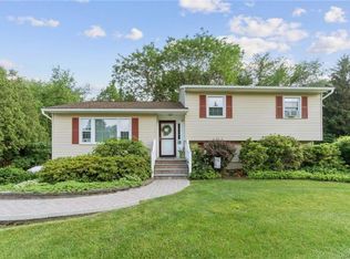 5 Puritan Ln, Washingtonville, NY