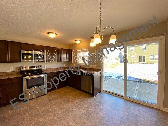 10918 Spirit Dr — Photo 11