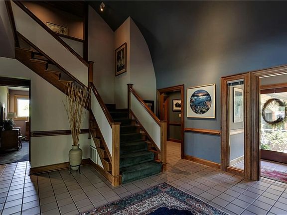 4th image of 529 Virginia Dare Dr