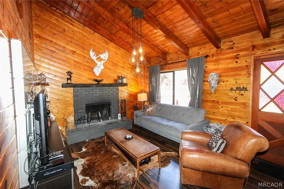 2 bed, 1.0 bath, 720 sqft, $1,600 — Photo 4