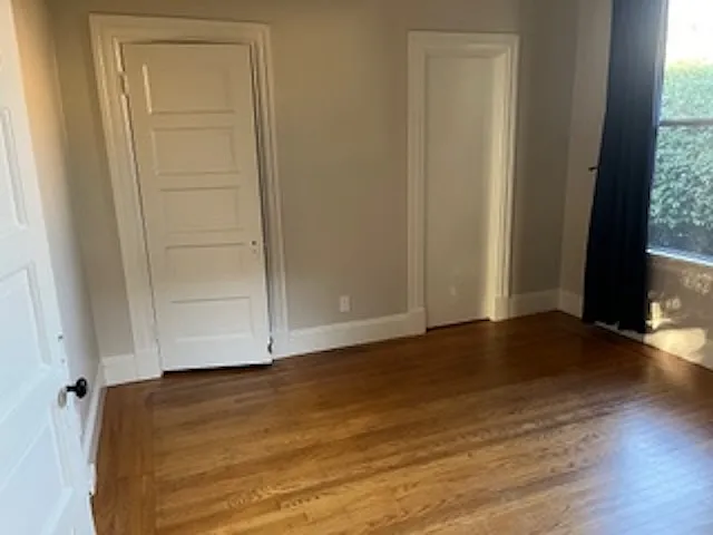 518 Byron St — Photo 17