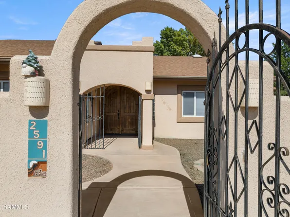 2591 Tularosa Dr, Las Cruces, NM 88007