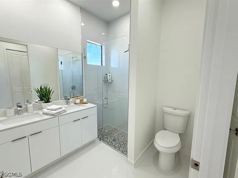 4238 NW 34th Ter — Photo 20