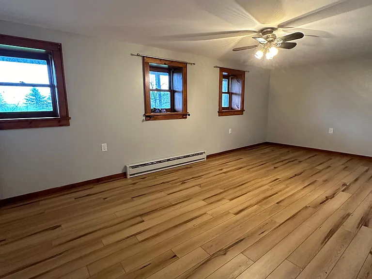 1945 W Lake Rd #3 — Photo 10