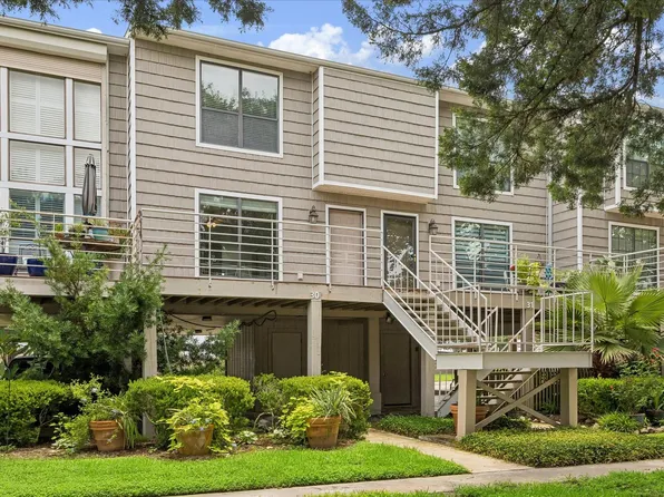 30 Lakewood Ln #30, Seabrook, TX 77586