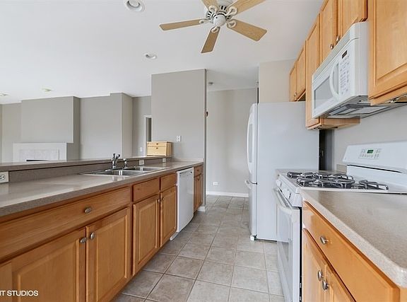 3rd image of 965 Rogers St Unit 309