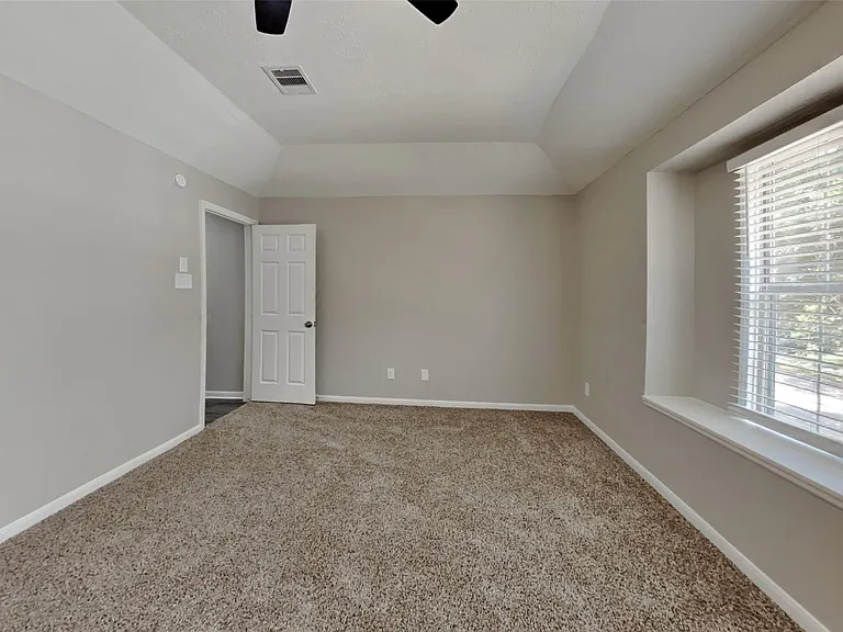 1211 Atlanta Dr — Photo 16