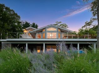 30 Springwood Way, East Hampton, NY 11937