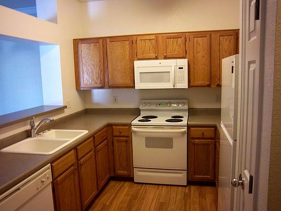 2nd image of 5620 Fossil Creek Pkwy Unit 3103