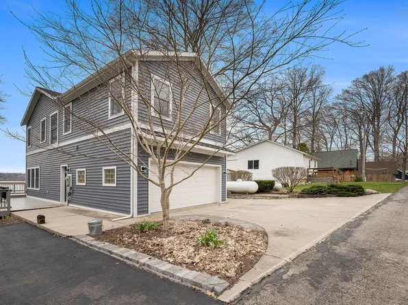 36989 Baseline Rd, Gobles, MI 49055