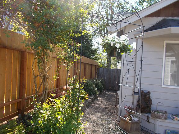 2nd image of 2937 NW Neptune Ave