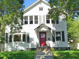 419 W Edgewater St, Portage, WI 53901