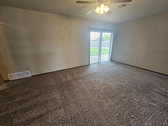 3rd image of 5512 NW Alan A Dale Ln