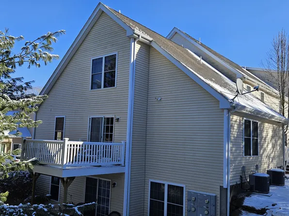 15 Freedom Way #66, East Lyme, CT 06357