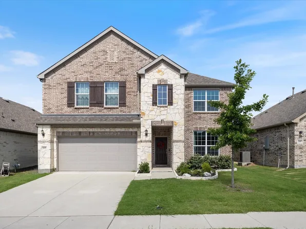 215 Hadley Ln, Fate, TX 75087