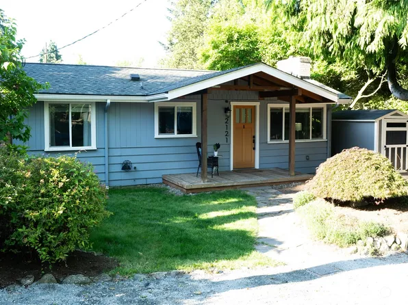 2121 N 88th Street, Seattle, WA 98103