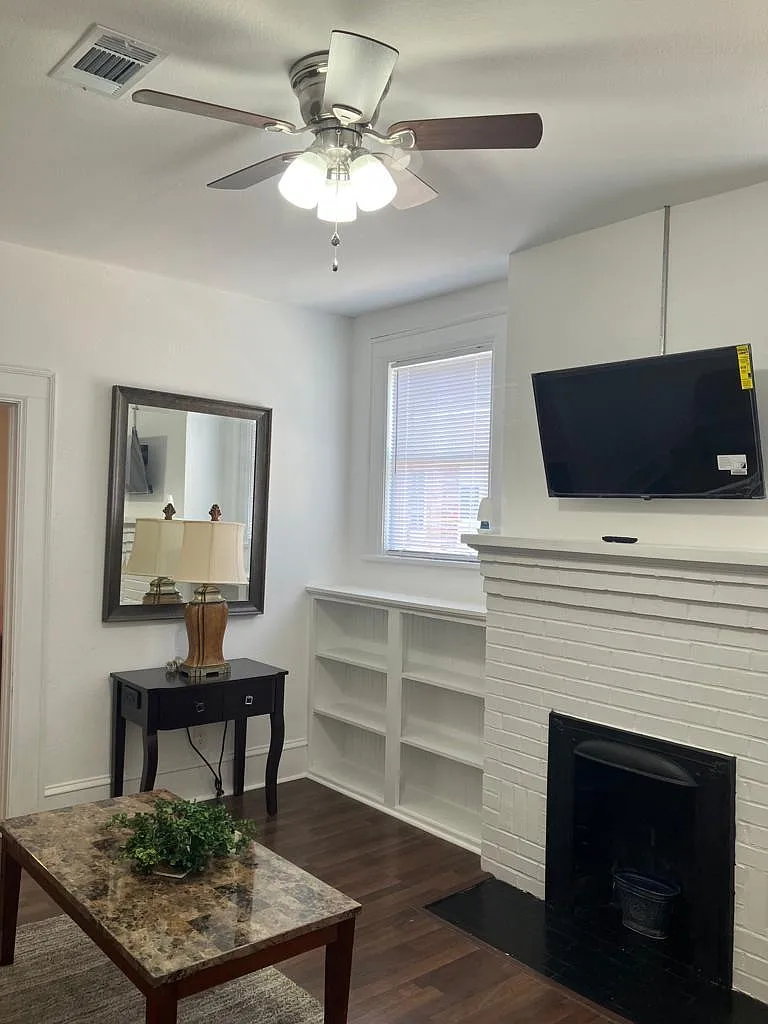 1 bed, 500 sqft, $1,175 — Photo 3